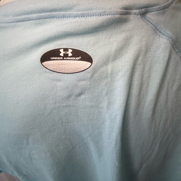 Under Armour Light Blue Top - Picture 3 of 7